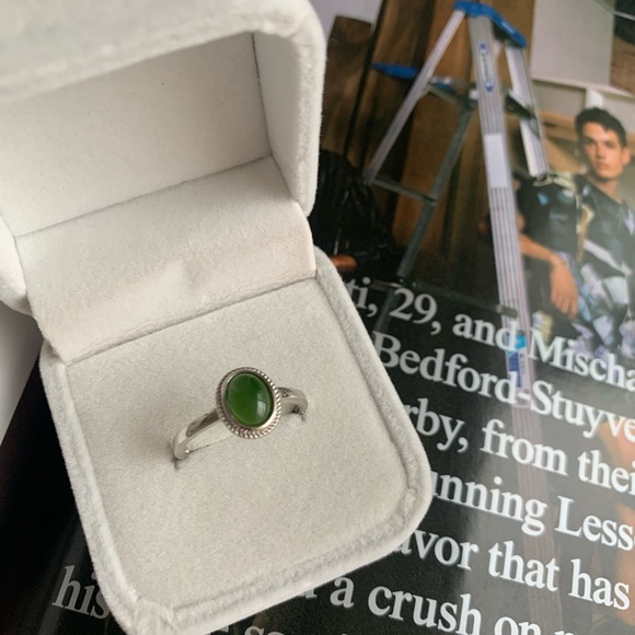 Brand new handmade jade stone ring - Picture 3 of 7